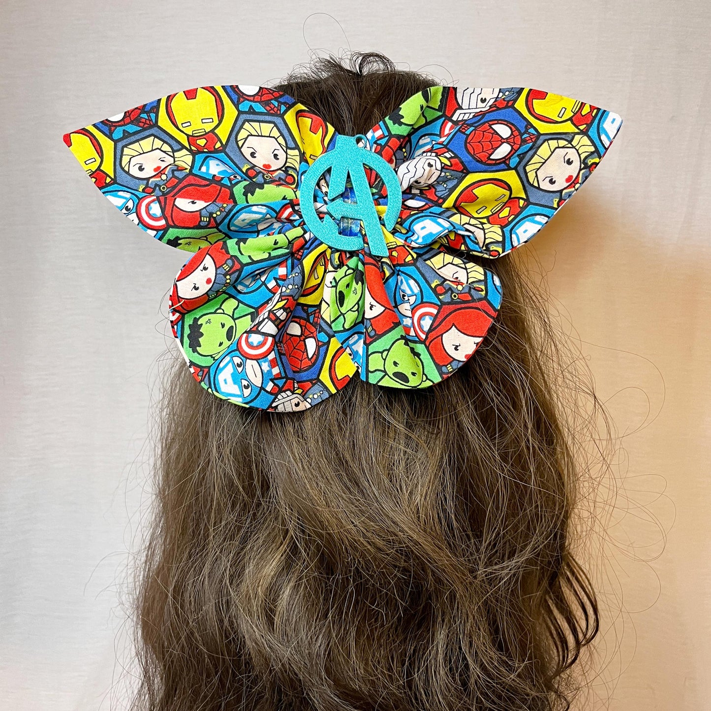 Handmade Avengers Fabric Hair Bow with 3D Printed Charm – Superhero Gift, Marvel-Inspired Hair Accessory, Comic Book Cosplay Bow