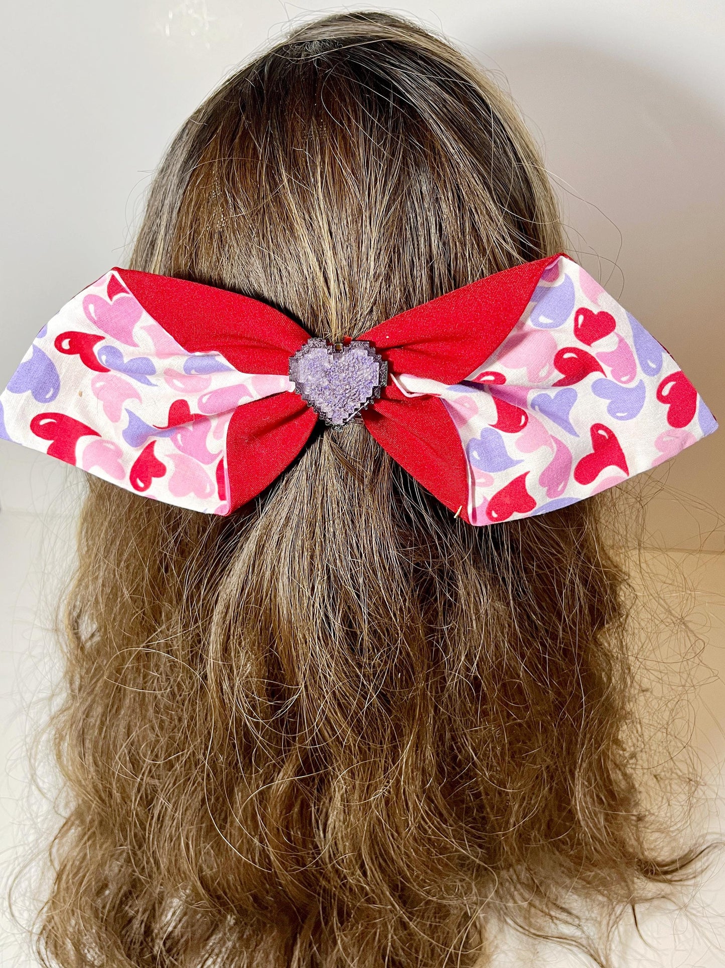 Handmade Fabric Hair Bow with 3D Glitter Heart Charm – Valentine’s Day Bow, Red and Pink Hair Accessory, Cute Aesthetic Bow for Girls