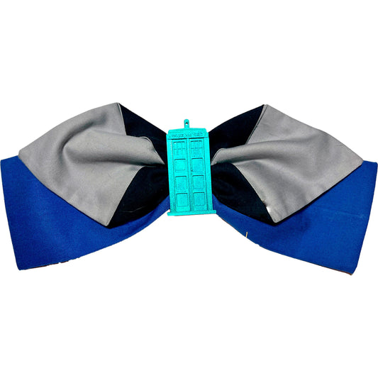 Doctor Who Inspired Hair Bow – Handmade Blue, Black & Silver Fabric Bow with TARDIS Charm – Geeky Cosplay Hair Accessory